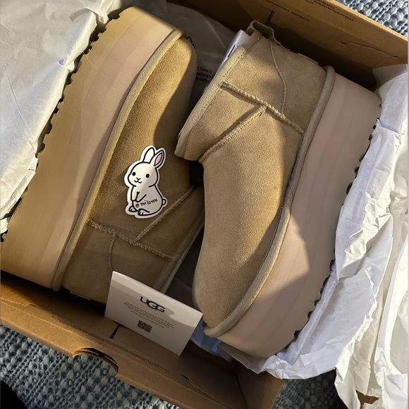 ✨BNIB CLASSIC ULTRA MINI PLATFORM BOOT MUSTARD SEED - WMS 6 - Picture 5 of 5